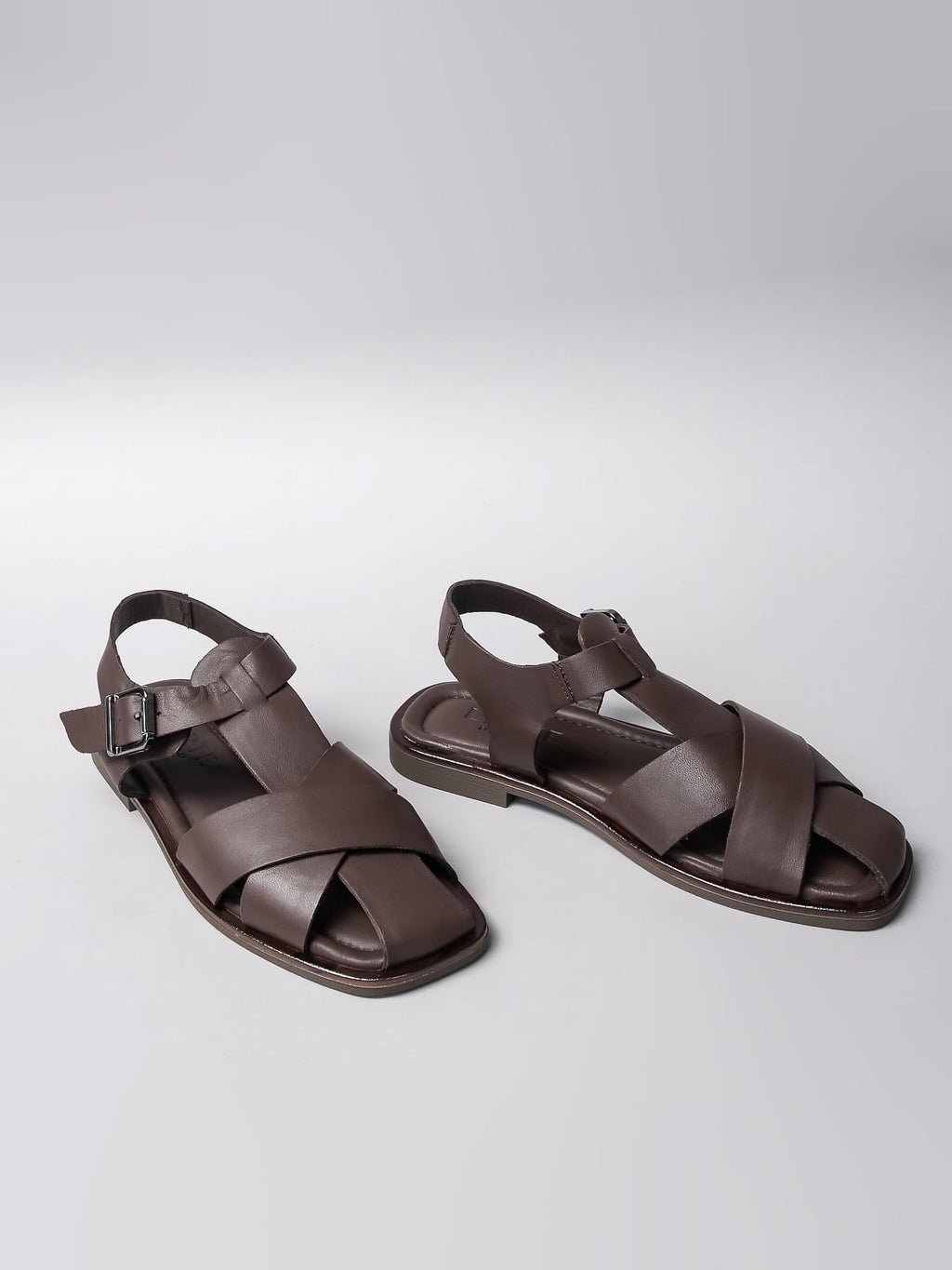 Women's leather sandals