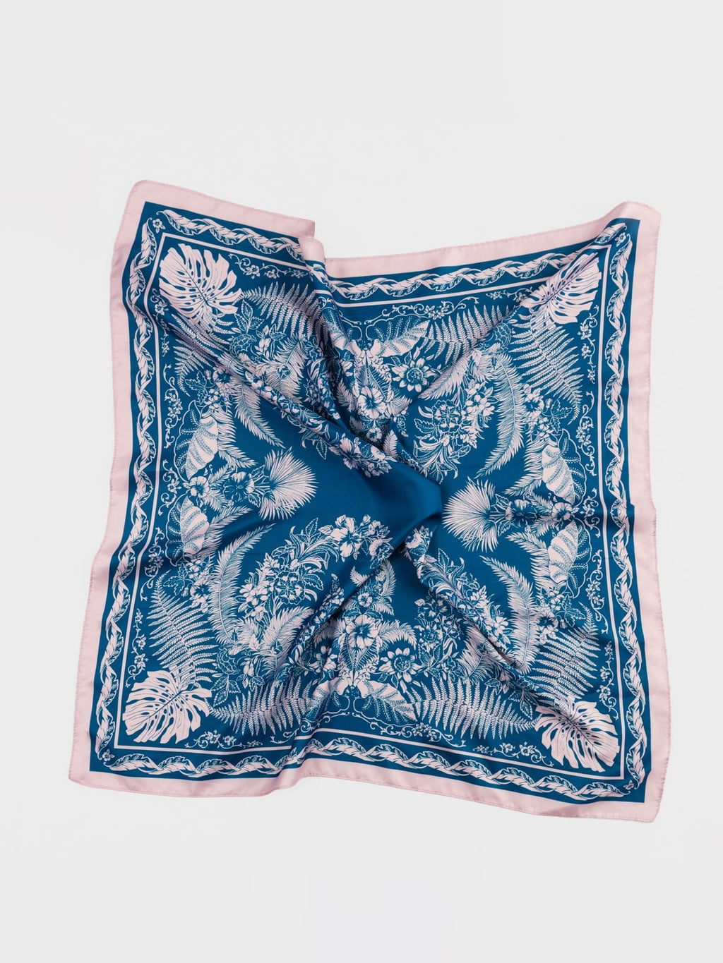 Women's scarf