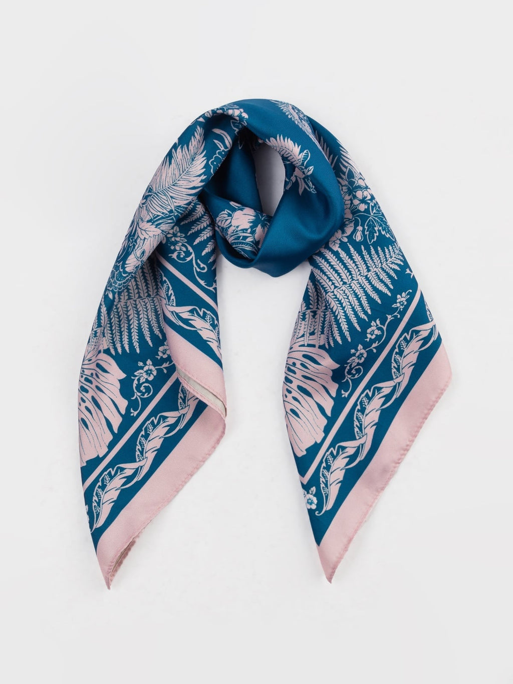 Women's scarf